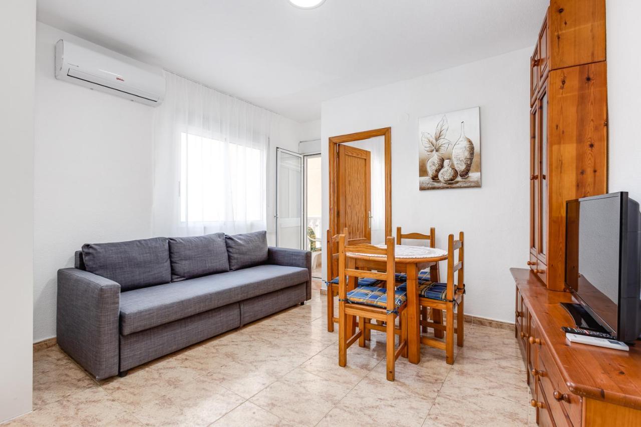 Apartment Caballero De Rodas Torrevieja Exterior photo